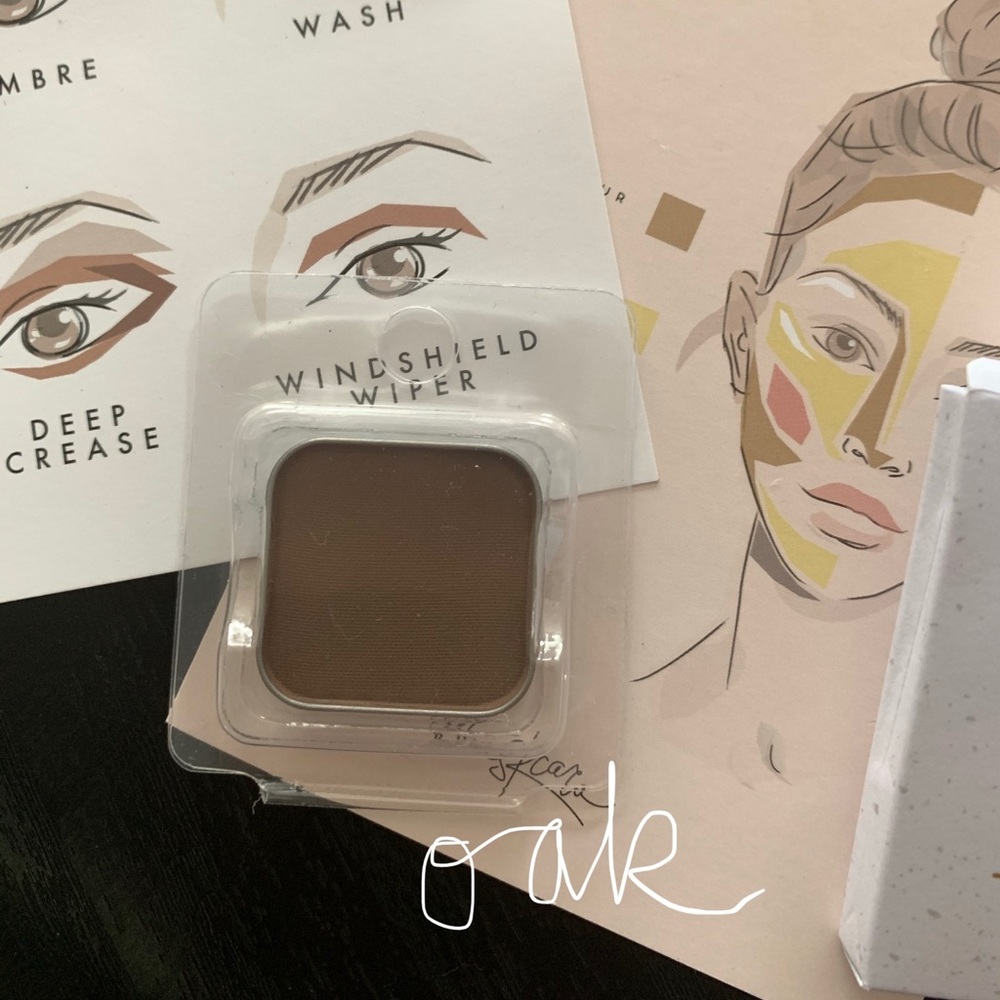 Maskcara Eyeshadow (Oak)
